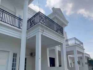 Rumah Ready Di Tapos Leuwinanggung Depok Akses 2 Mobil 163 dekat Tol Cimanggis , tersedia melalui melalui situs Olx