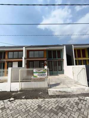 RUMAH READY UNIT 1 LT LOKASI 15 MENIT KE RAYA MERR DAN TOL FREE BIAYA2 lokasi di Banjar kemuning sidoarjo, tersedia melalui melalui situs Olx