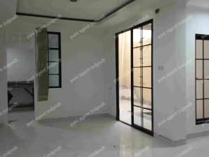 Rumah renoved 3 lantai siap huni,legenda wisata cibubur , tersedia melalui melalui situs Olx