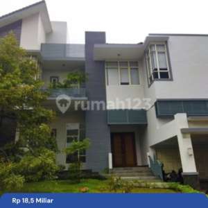 Rumah Samping Danau Dijual di Lingkungan Elit Telaga Golf BSD , tersedia melalui melalui situs Rumah123