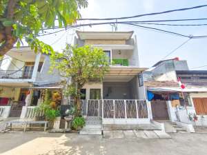 Rumah Seken SHM 15 Menit ke Transpark Mall Bintaro Dibantu KPR J-33479 , tersedia melalui melalui situs Olx