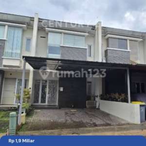 Rumah Semi Furnished 2 Lantai di Setra Duta Bandung , tersedia melalui melalui situs Rumah123