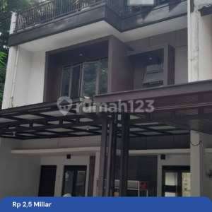 Rumah Semi Furnished di Cluster Golden - Pasir Impun Kota Bandung , tersedia melalui melalui situs Rumah123