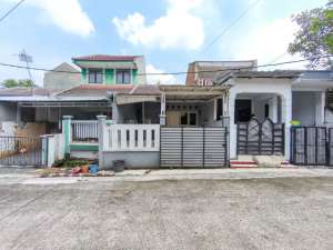 Rumah SHM Hadap Selatan 15 menit ke Mall Paradise Walk Serpong J-36454 , tersedia melalui melalui situs Olx