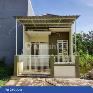 Rumah Siap Huni 200 Jutaan Dekat Samsat dan Lippo Plaza Sidoarjo , tersedia melalui melalui situs Rumah123