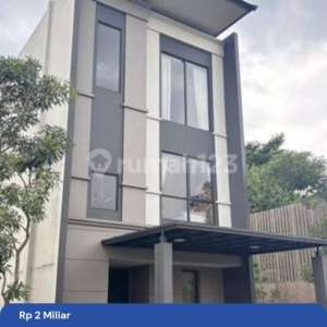 Rumah Siap Huni 3 Lantai di Perumahan Elite Dekat dengan Tol.cibubur , tersedia melalui melalui situs Rumah123