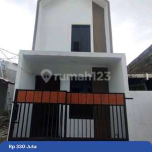 Rumah Siap Huni Akses Motor Dua Lantai Di Jl Suralaya Cilangkap Jakarta Timur , tersedia melalui melalui situs Rumah123