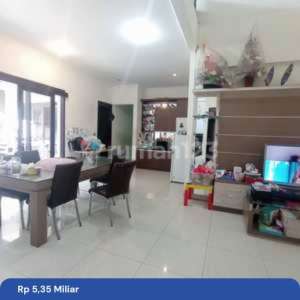 Rumah Siap Huni di Cluster Singgasana Pradana , tersedia melalui melalui situs Rumah123