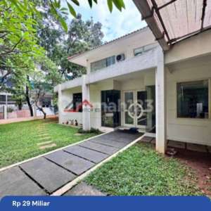 Rumah Siap Huni Halaman Luas Dekat ke Senayan City Area Kebayoran Baru, Jakarta Selatan , tersedia melalui melalui situs Rumah123