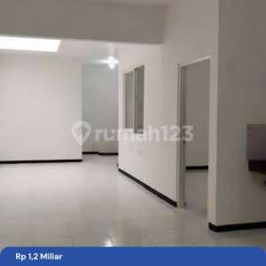 Rumah Siap Huni Nirwana Executive, Wonorejo Rungkut Dkat Merr , tersedia melalui melalui situs Rumah123