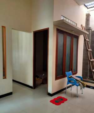 rumah siap huni setrategis lokasi di Astanajapura, tersedia melalui melalui situs Olx