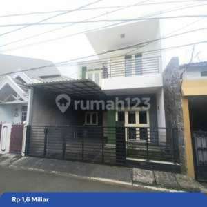 Rumah Siap Huni Shm Dalam Komplek Bebas Banjir , tersedia melalui melalui situs Rumah123