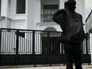 Rumah SIAP HUNI TNPA DP 1 KM Pintu Tol Sawangan Pancoran mas , tersedia melalui melalui situs Olx