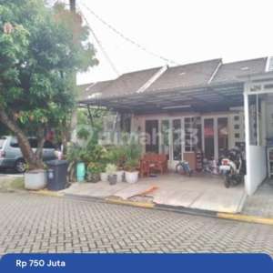 Rumah Strategis di Cibubur Country Dekat Tol Jatikarya , tersedia melalui melalui situs Rumah123