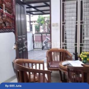 Rumah Strategis Di Cisaranten Kulon Arcamanik Harga Bisa Nego , tersedia melalui melalui situs Rumah123