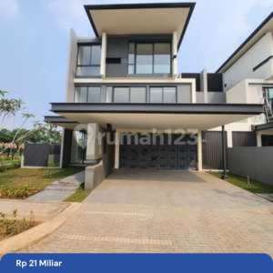 Rumah Super Premium Di Cluster Lyndon, Nava Park, Bsd City , tersedia melalui melalui situs Rumah123