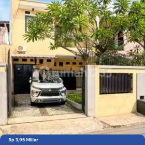 Rumah Terawat Siap Huni Lokasi Strategis di Cilandak , tersedia melalui melalui situs Rumah123