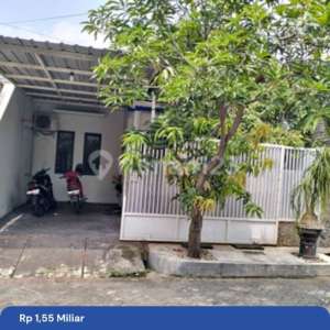 Rumah Terawat Siap Huni Sukolilo Dian Regency Dekat Its dan Pakuwon City , tersedia melalui melalui situs Rumah123