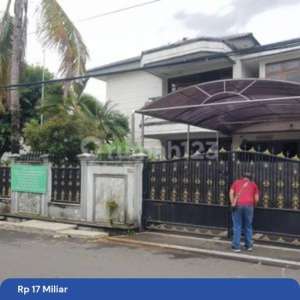 Rumah Termurah 813m2 Di Jl Mampang Prapatan Jaksel , tersedia melalui melalui situs Rumah123