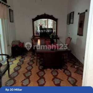 Rumah Tinggal Lokasi Strategis di Menteng S8232 , tersedia melalui melalui situs Rumah123