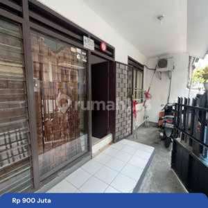 Rumah Tua Hitung Tanah 1 Lantai Tanjung Duren Jakarta Barat , tersedia melalui melalui situs Rumah123