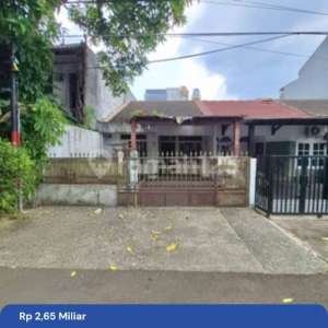 Rumah Tua Hitung Tanah Lebak Bulus , tersedia melalui melalui situs Rumah123