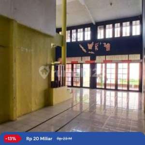 Rumah Tua Hitung Tanah, Super Strategis Dekat Stasiun MRT , tersedia melalui melalui situs Rumah123