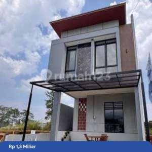 Rumah Villa Srjuk Dkt Dago Dan Gedung Sate , tersedia melalui melalui situs Rumah123