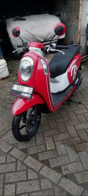 Jual bekas scoopy fi esp iss 2016,lokasi di Jatiuwung