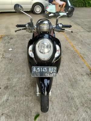 Jual bekas scoopy tahun 2022,lokasi di Pancoran