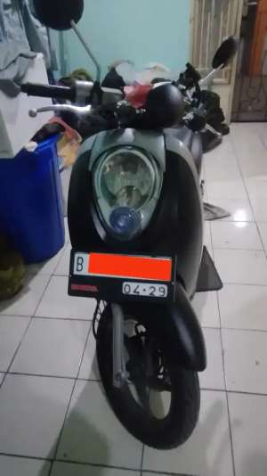 Jual bekas Scoppy 2012 Cakep Rwatan,Surat Lngkp Atas Nama Sendri Pjk Msh Panjng,lokasi di Jatiasih
