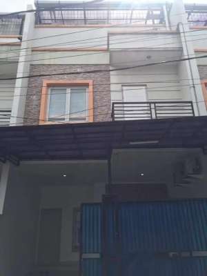SIAP HUNI DAN FULL FURNISHED RUNAH DI DURI KEPA JAKARTA BARAT , tersedia melalui melalui situs Olx