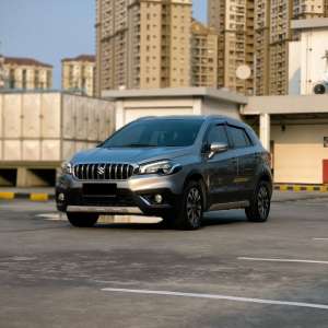 Jual bekas Suzuki SX4 S-Cross 2018 AT Matic - SUV LOW KM,lokasi di Jakarta DKI