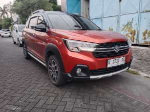 Jual bekas Suzuki XL7 Alpha AT 2023 Orange ready siap pakai,lokasi di Jawa Timur