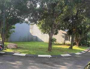 Tanah jual hoek dekat sport club Legenda wisata lokasi di Gunung Putri, tersedia melalui melalui situs Olx