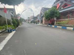 tanah kos jalan papa biru dkt kendalsari candi mendut barat cengger ayam bunga cengkeh suhat lokasi di Lowokwaru, tersedia melalui melalui situs Olx