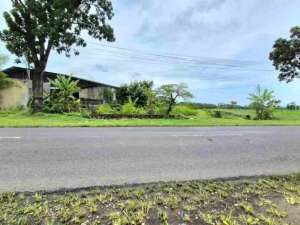 tanah luas pinggir jalan lawu strategis arah tw lokasi di Matesih, tersedia melalui melalui situs Olx