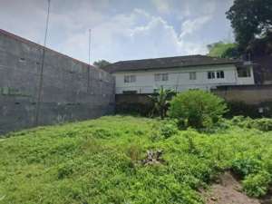 Tanah Matang Siap Bangun Kanayakan Dago Bandung Cocok Untuk Hunian dan Kosan SpesifikasiLuas Tanah319 m2 Bentuk Tanahkotak Kontur TanahD lokasi di Coblong, tersedia melalui melalui situs Olx