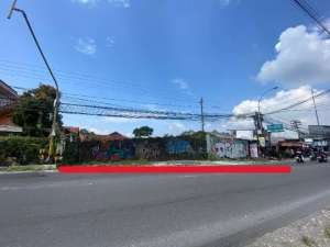 Tanah Strategis Jogja, Pinggir Jalan KaliurangHarga Nego lokasi di Ngaglik, tersedia melalui melalui situs Olx