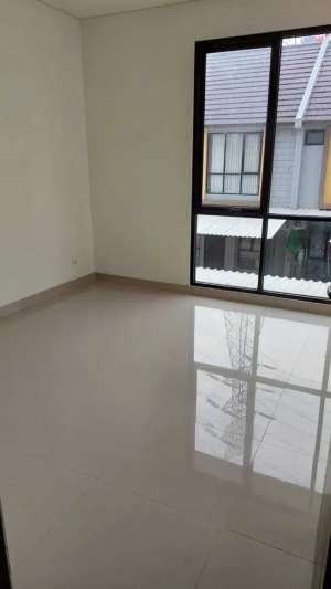 Termurah Dijual Rumah Cluster Valencia Parkville Serpong , tersedia melalui melalui situs Olx