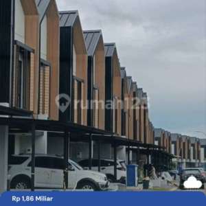 Termurah Rumah Baru Attic Mahakam Jgc 3 Lantai Siap Huni bisa KPR Free Ppn , tersedia melalui melalui situs Rumah123