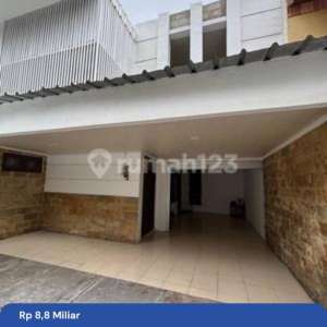 Termurah Rumah Cantik 2 Lantai di Senopati , tersedia melalui melalui situs Rumah123