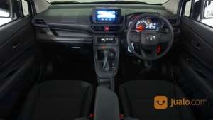Jual bekas Toyota Avanza 1.3 E AT 2022 Silver,lokasi di Kota Bekasi