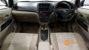 Jual bekas Toyota Avanza 1.3 G AT 2013 Putih,lokasi di Kota Bekasi