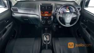 Jual bekas Toyota Avanza 1.3 Veloz AT 2016 Silver,lokasi di Kota Bekasi