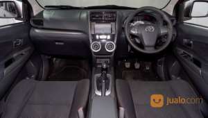 Jual bekas Toyota Avanza 1.5 Veloz MT 2015 Merah,lokasi di Kota Denpasar
