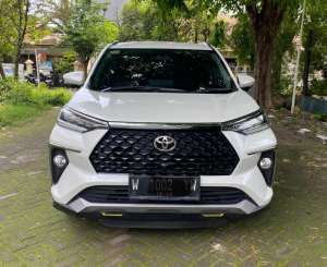 Jual bekas Toyota Avanza Veloz Q TSS CVT 2021 putih,lokasi di Jawa Timur