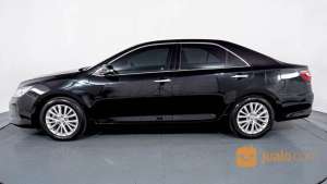 Jual bekas Toyota Camry 2.5 V AT 2017 Hitam,lokasi di Kota Bekasi