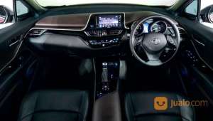 Jual bekas Toyota CHR HV Hybrid AT 2021 Merah,lokasi di Kota Jakarta Selatan