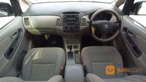 Jual bekas Toyota Innova 2.0 G AT 2011 Silver,lokasi di Kota Palembang